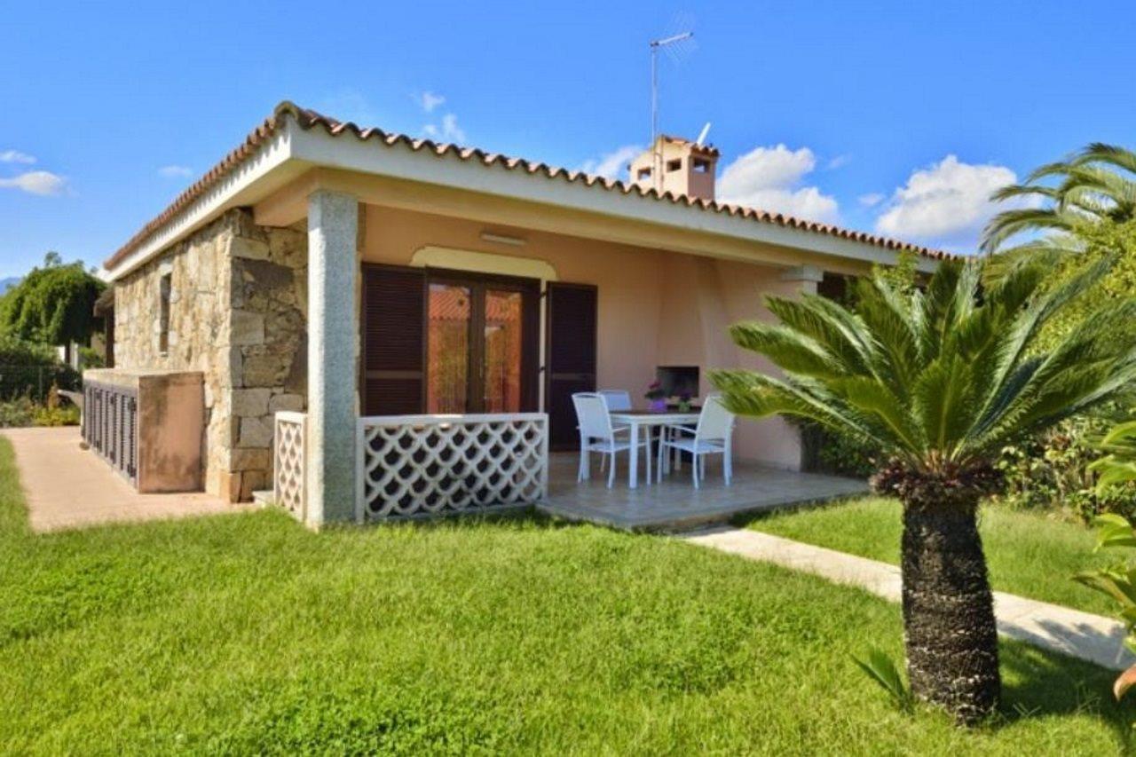 Residence Le Canne San Teodoro  Exterior photo