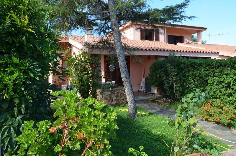 Residence Le Canne San Teodoro  Exterior photo
