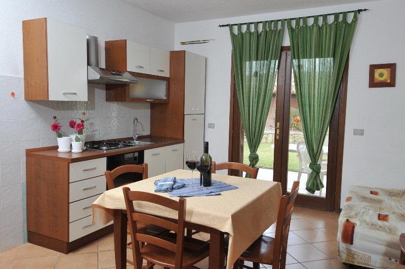 Residence Le Canne San Teodoro  Exterior photo