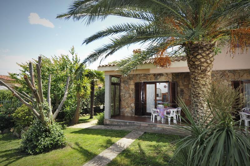 Residence Le Canne San Teodoro  Exterior photo